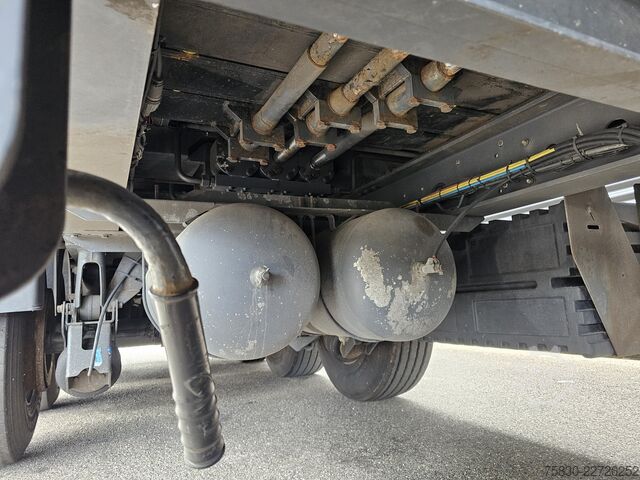 Schubboden knapen K200 KT01 / 60 m3 / 2 x LIFT AXLE