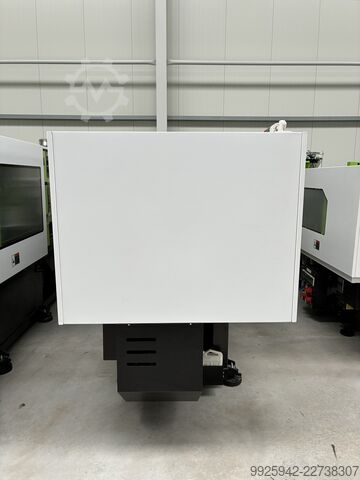Spritzgießmaschine YIZUMI UN160A5/ IU604