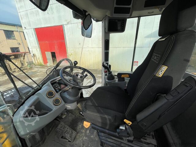 Wheel loader JCB 427 HTS5