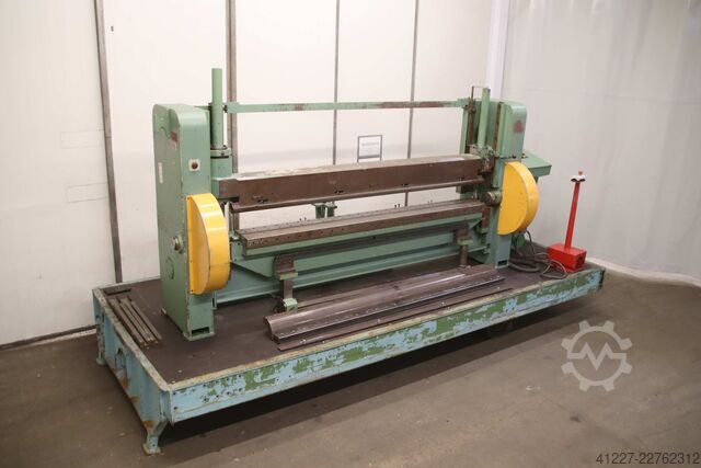Swivel bending machine 2500 x 3 mm LOTZE HZ 2500/3