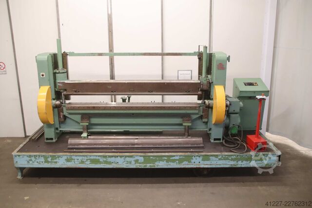Swivel bending machine 2500 x 3 mm LOTZE HZ 2500/3