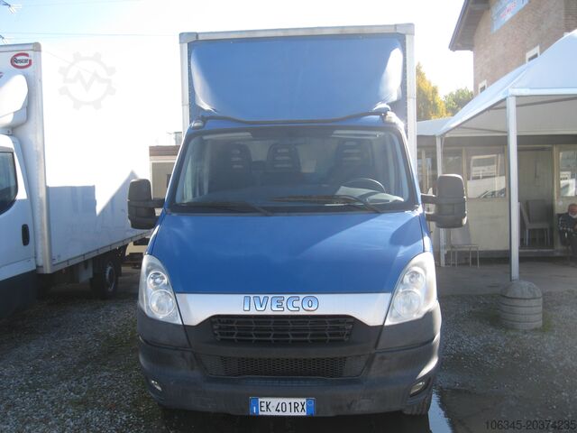 Van with box body Iveco Daily 35