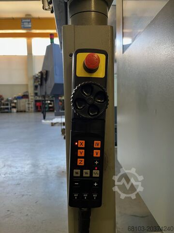 VERTIKALES BEARBEITUNGSZENTRUM DMG DMC 635 V