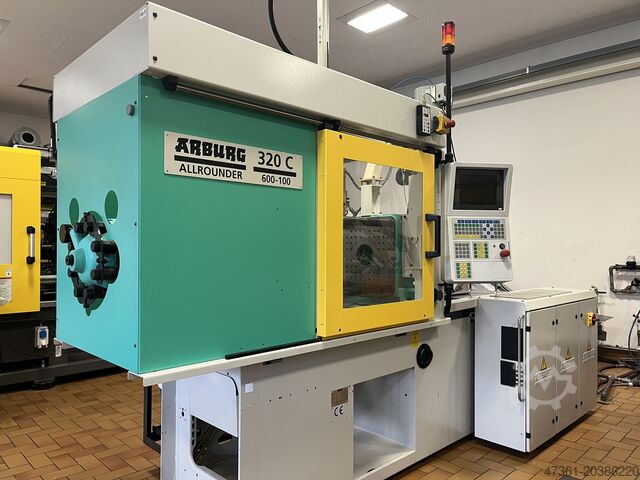 Spritzgussmaschinen Arburg 420 C 1000-250 und 320 C 600-100