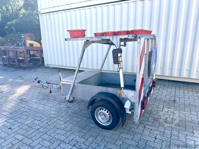 Anhänger  TREBBINER