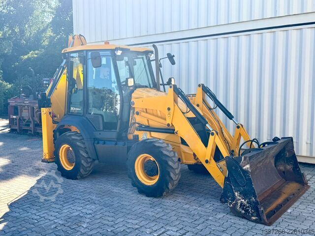 Radlader JCB 3CX Compact / 2022 BJ / Hammer + Schaufeln