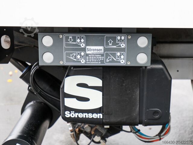 Transporter mit Koffer Mercedes-Benz Sprinter 317 CDI Koffer L3 LBW Navi DAB SHZ K