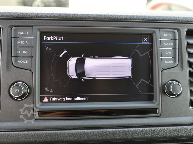 Minibus VW Crafter Grand California 600 FWD AHK Kamera S