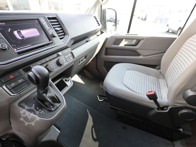 Minibus VW Crafter Grand California 600 FWD AHK Kamera S