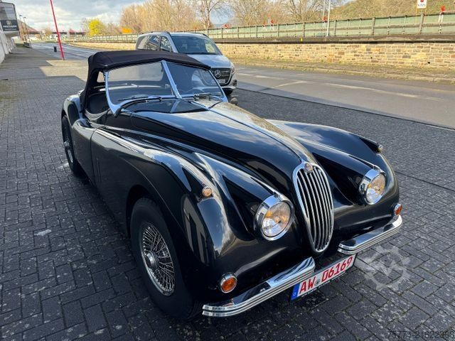 Van JAGUAR XK 140 CABRIO