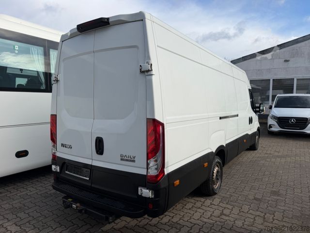 Kastenwagen hoch IVECO Daily 3.0 35 Klima AHK 3.5t Automatik Tempomat