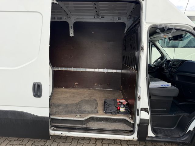 Kastenwagen hoch IVECO Daily 3.0 35 Klima AHK 3.5t Automatik Tempomat