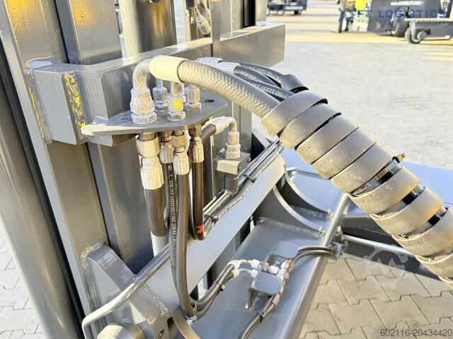 Vierwege-Gabelstapler Combilift C4000 / GAS / WIDE SELECTION OF FORKLIFT