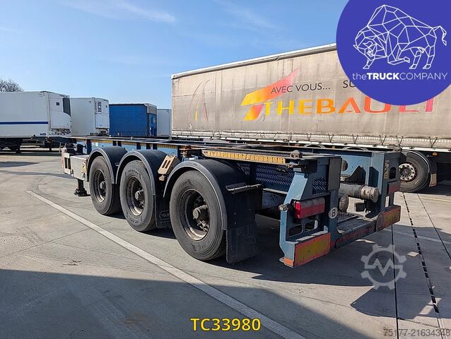 Container transportation Vanhool 30. ADR