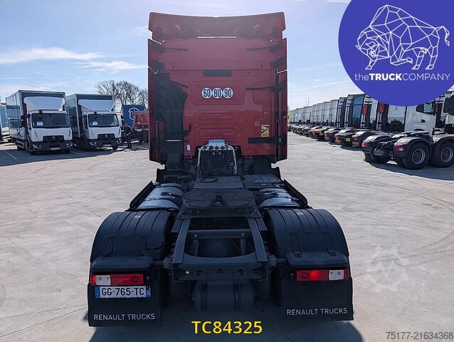 Standard-SZM Renault T 520