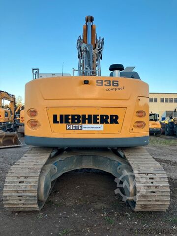 Chain excavator LIEBHERR R936
