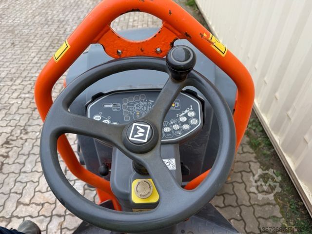 Walzenzug HAMM HD12VV / 2016 BJ / 884 H / 2.695 KG