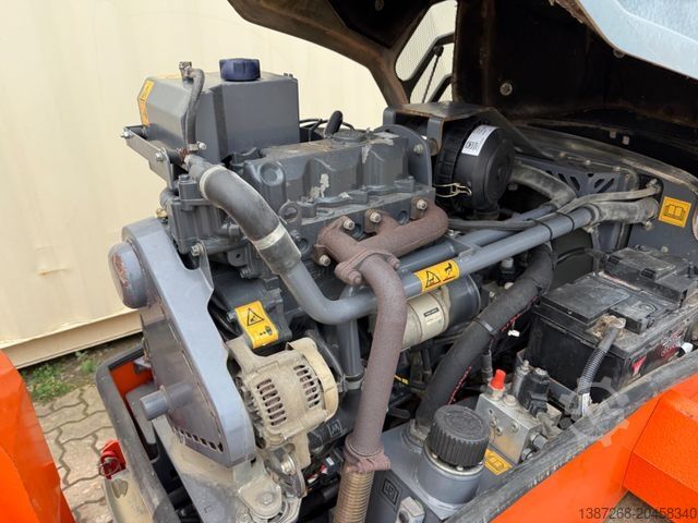 Walzenzug HAMM HD12VV / 2016 BJ / 884 H / 2.695 KG