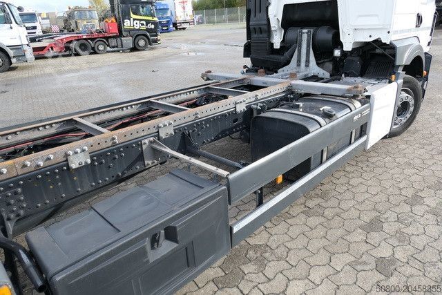 Wechselfahrgestell LKW MAN 18.330 TGS 4x2, BDF, LBW 2to., Klima, AHK, Luft