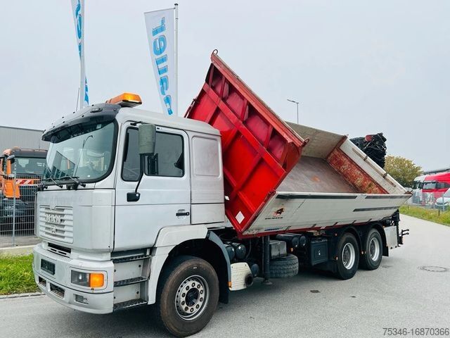 Kipper LKW MAN 33.464 Kipper 6x4 / Kran Hiab 400 E7/ Funk/Winde