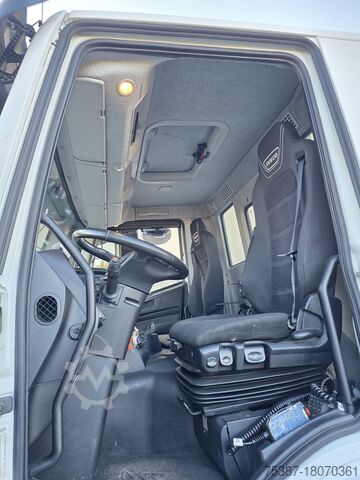 Hakenlift LKW Iveco AT190S36