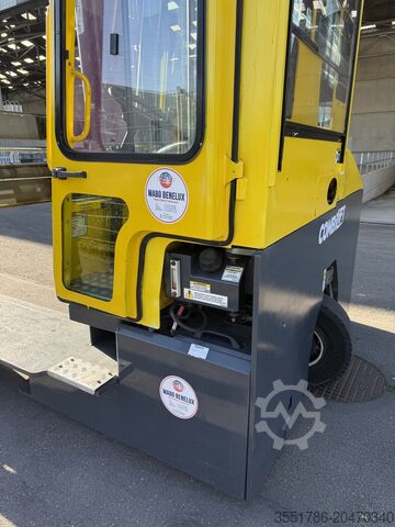 Vierwege-Gabelstapler Combilift C5000ET