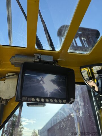 Vierwege-Gabelstapler Combilift C5000ET