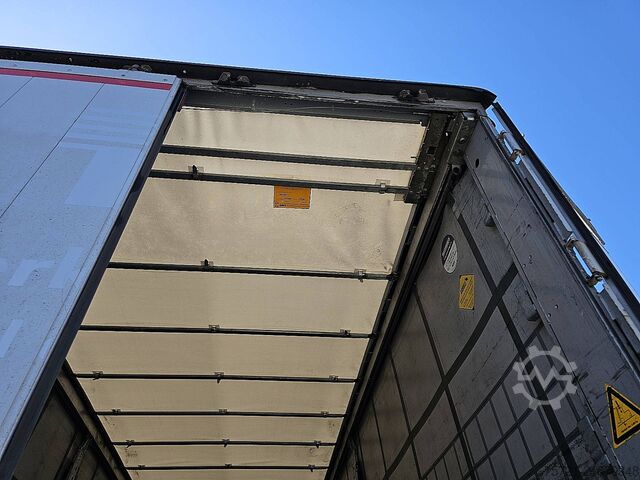 Schiebeplanen SCHMITZ N/A COIL