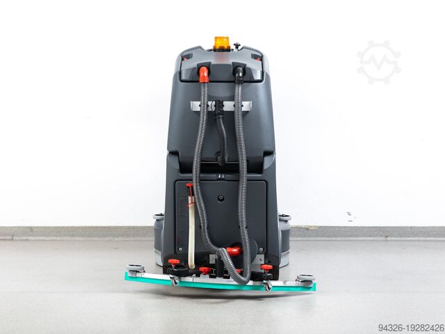 Floor Cleaner Numatic TTV NEW BATTERIES Numatic TTV 678G/400T - 2017y - 683h