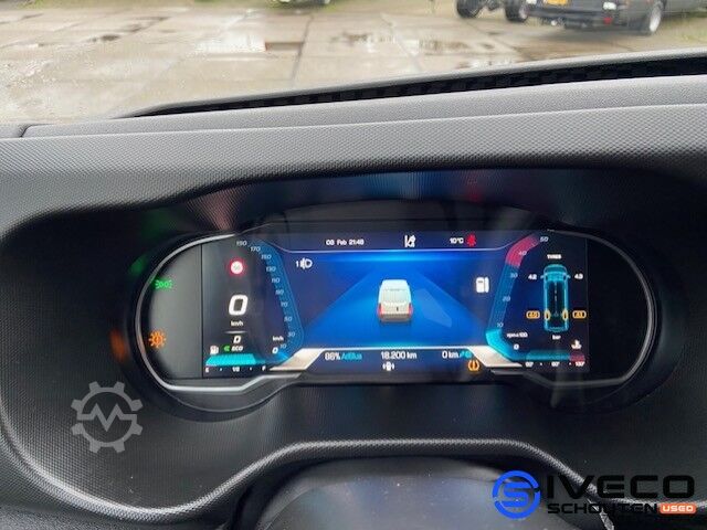 Iveco Daily 35S14V A8  Cruise Control - Automaat - L3H2 - 2.3L 140pk - Trekhaak Iveco Daily 35S14V A8  Cruise Control - Automaat - L3...