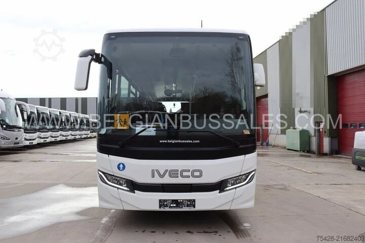 Intercitybus Iveco Crossway 12m Pop light / Double middle door / p...