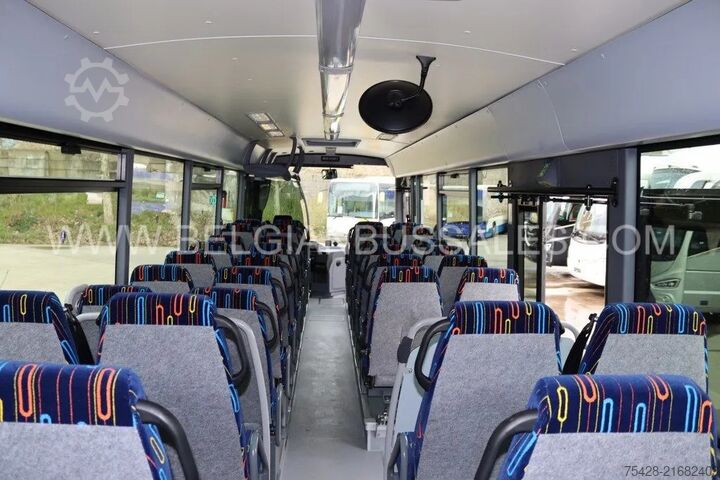 Intercitybus Iveco Crossway 12m Pop light / Double middle door / p...