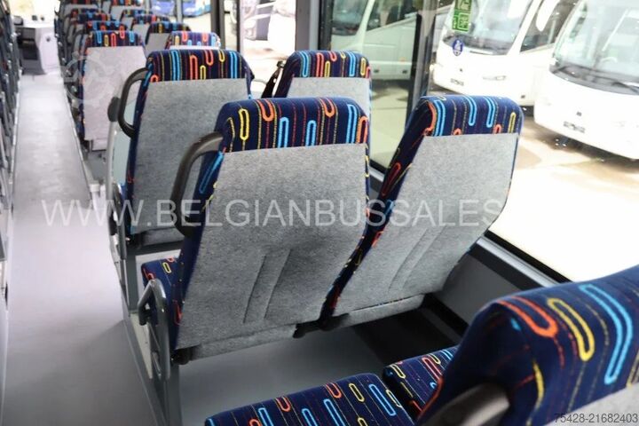Intercitybus Iveco Crossway 12m Pop light / Double middle door / p...