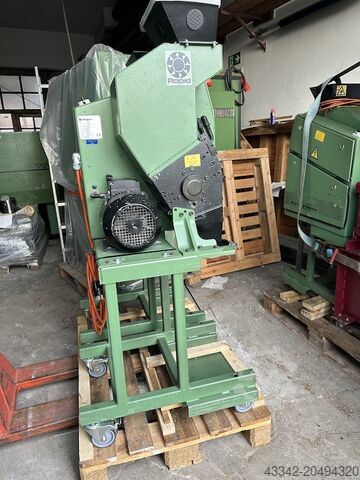 Mühle zur Zerkleinerung von Kunststoffen Mühle RAPID 1521