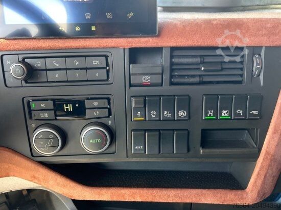 Standard SZM VOLVO FH 13.500, E6, STANDKLIMA, HYDRAULIK, VEB+, ADR