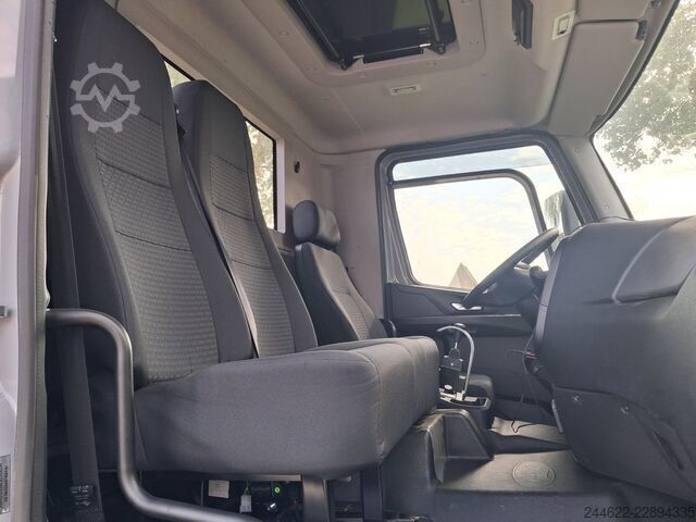 Roll-off tipper truck Ford F-Line 6x2 containerhaak