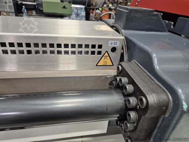 Injection molding machine Arburg Allrounder 520 H 1500-800
