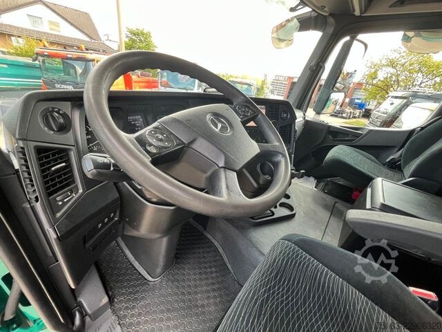 Truck mounted crane MERCEDES-BENZ Arocs 2648 6x2 3-Achs Kipper Heckkran Funk
