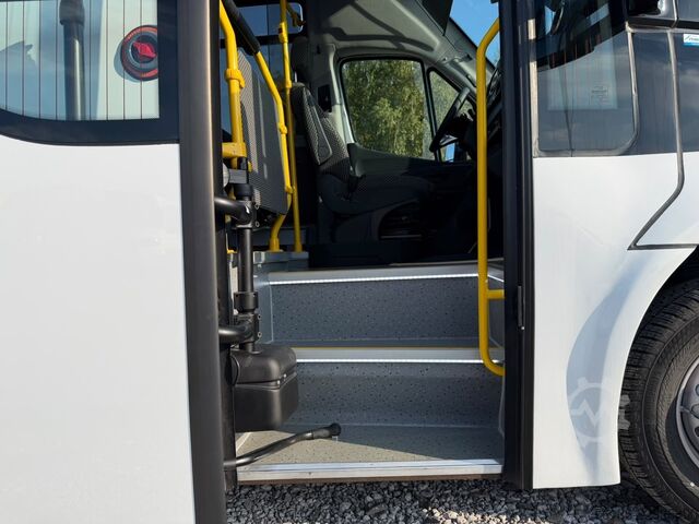Stadtbus MERCEDES-BENZ Sprinter 26+15 City Retarder Klima Rollstuhl
