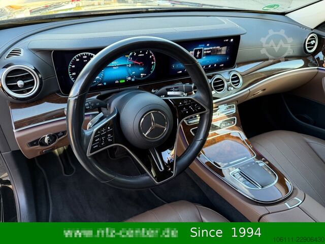 Minibus MERCEDES-BENZ E 300 de T EXCLUSIVE Interieur 360° DISTRONIC