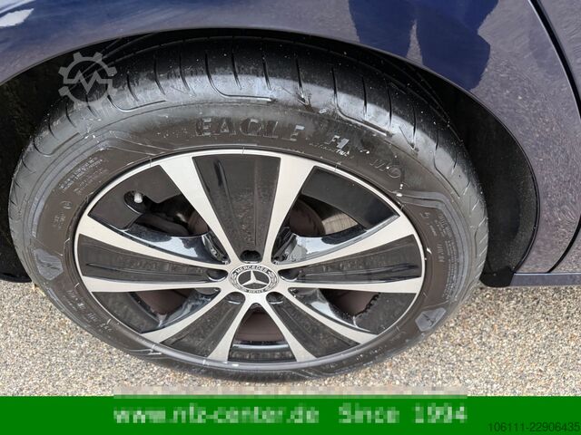 Kleinbus MERCEDES-BENZ E 300 de 4Matic AVANTGARDE HeadUP KEYLESS-GO