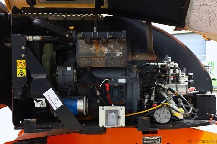 Teleskopbühne JLG 460SJ Diesel, 4x4 Drive, 16m Working Height, 13m R