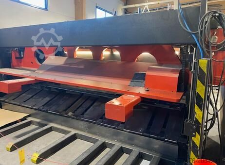 Hydraulic guillotine shear Amada 840