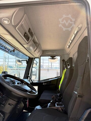 Truck with tipper body Iveco EUROCARGO 90E210