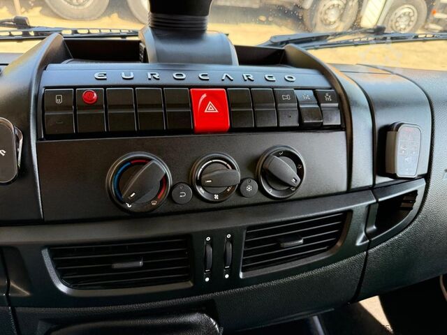 Truck with tipper body Iveco EUROCARGO 90E210