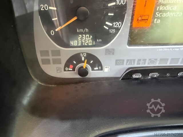 Concrete mixer truck Mercedes-Benz Actros 4144