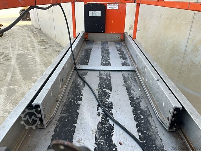 Scissor Lift JLG 2630 Es (10m)