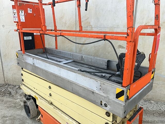 Scissor Lift JLG 2630 Es (10m)