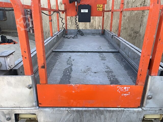 Scissor Lift JLG 2646ES (10m)
