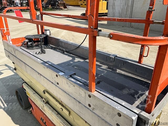 Scissor Lift JLG 2030 Es (8m)